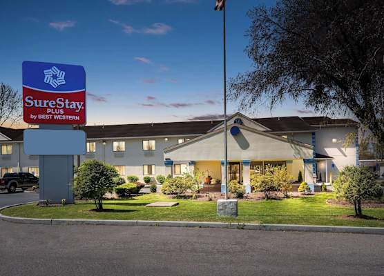 SureStay Plus by Best Western Reading North 1