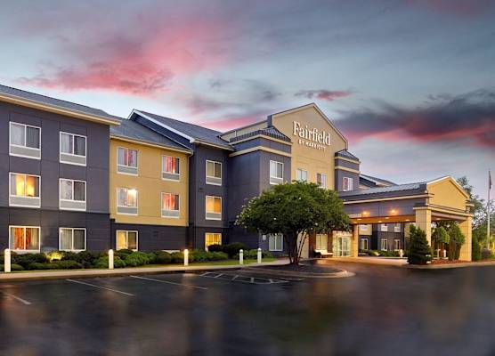 Fairfield Inn & Suites Warner Robins 1