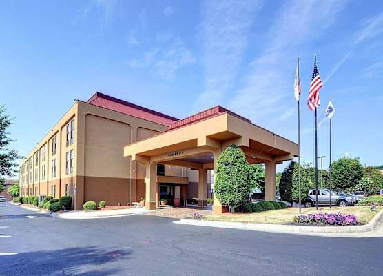 Hampton Inn Eden 1
