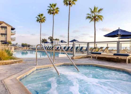 Hilton Vacation Club Riviera Beach & Shores 1