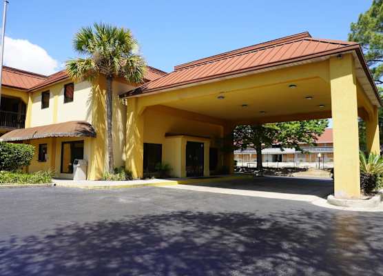 Fairview Inn & Suites Mobile 1