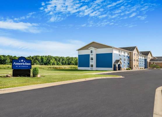 AmericInn by Wyndham Wausau 1
