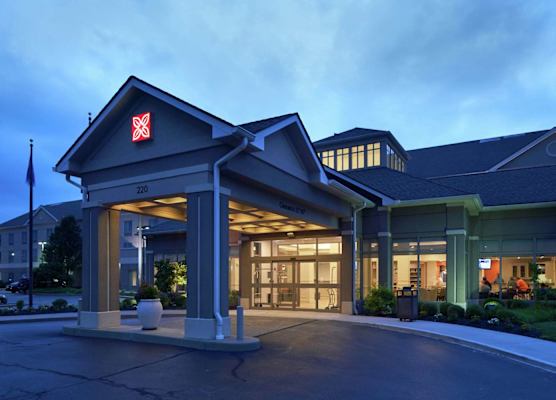 Hilton Garden Inn Evansville 1