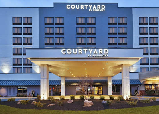 Courtyard by Marriott Secaucus Meadowlands 1