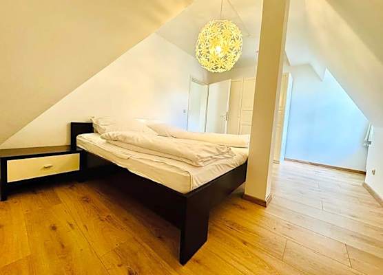 Hotel Gautinger Hof - Ruhig im Fünf-Seen-Land nahe S-Bahn und München 1