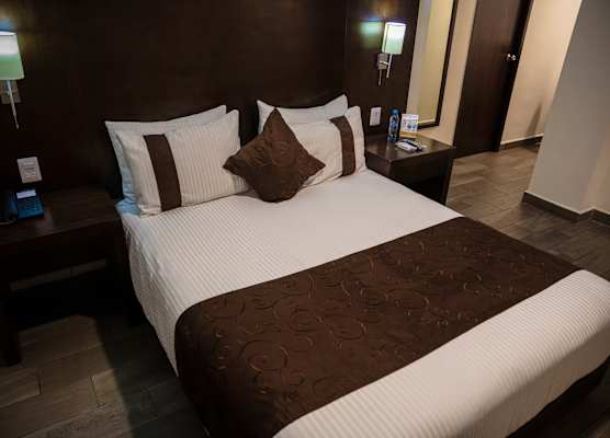 Ramada By Wyndham Tampico Centro 1