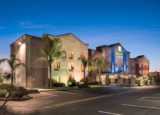 Holiday Inn Express ROCKLIN - GALLERIA AREA by IHG 1