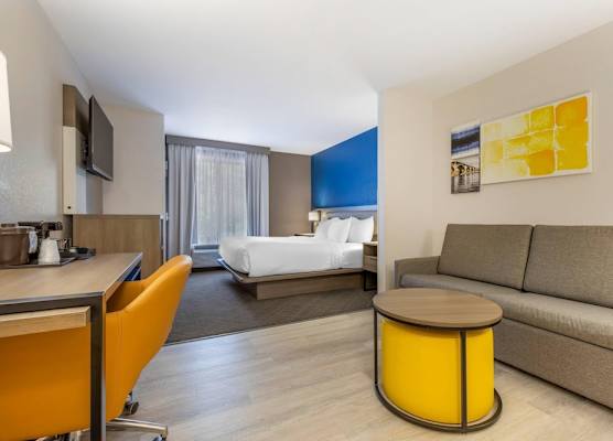 Comfort Suites Columbia Northeast - Fort Jackson 1
