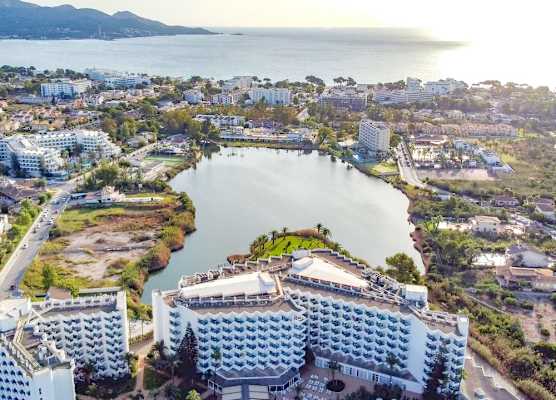 Eix Lagotel Holiday Resort 1