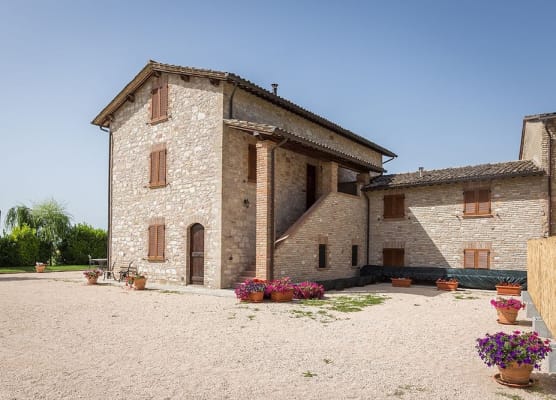 Agriturismo"Il Sagrato di Assisi" appartamenti,camere 1