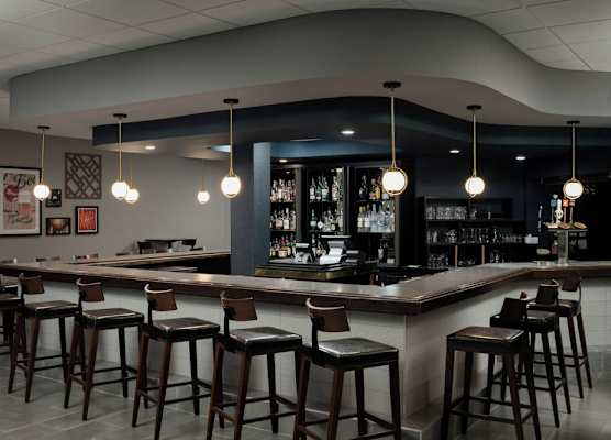 Four Points by Sheraton Milwaukee North Shore 1