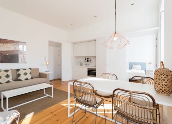 Chiado Studio and One-Bedroom Apartment - by LU Holidays 1
