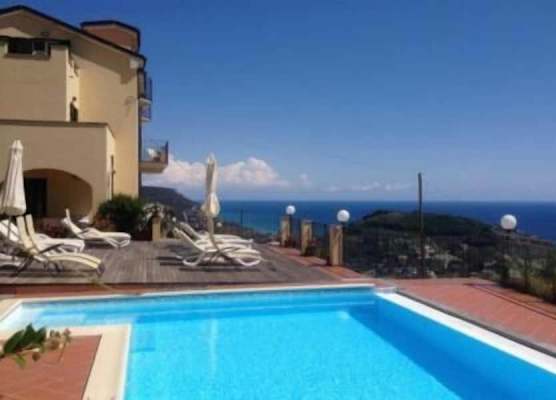 CASA VACANZE SANTI 1