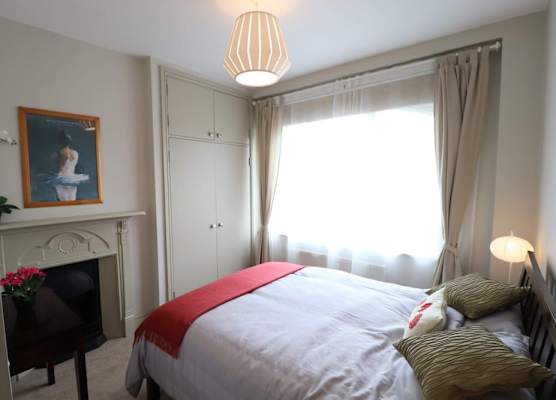 Stylish light-filled 1 Bedroom Flat In Hammersmith 1