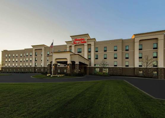 Hampton Inn & Suites Wheeling - The Highlands 1