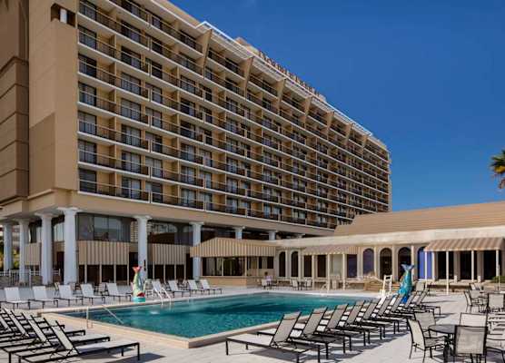 DoubleTree by Hilton Jacksonville Riverfront 1
