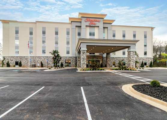 Hampton Inn Locust Grove 1