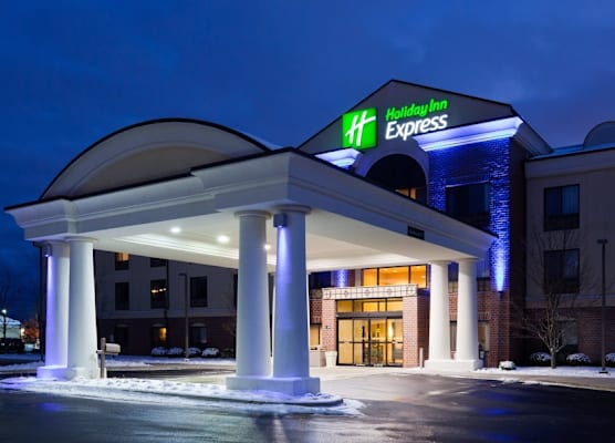 Holiday Inn Express MILWAUKEE N-BROWN DEER/MEQUON by IHG 1