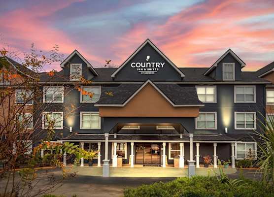 Country Inn & Suites by Radisson, Jacksonville - Orange Park 1