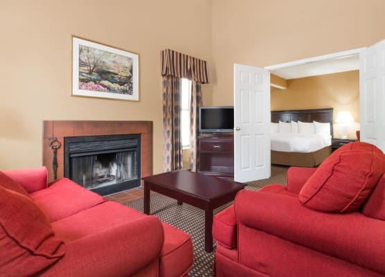 Hawthorn Extended Stay by Wyndham Columbus 1