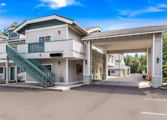 Quality Inn & Suites Bainbridge Island 1