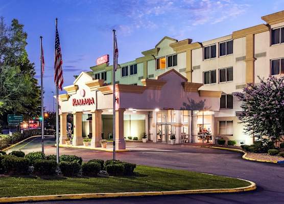 Ramada by Wyndham Birmingham Airport 1