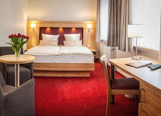 City Hotel 1