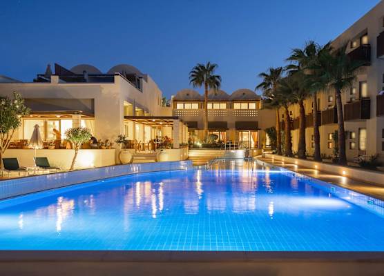 Giannoulis - Santa Marina Plaza (Adults Only) 1
