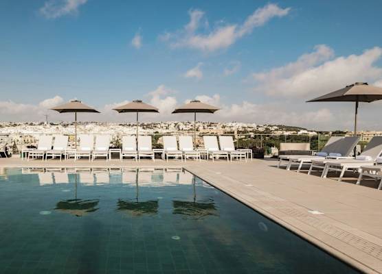 AC Hotel by Marriott St Julian's 1