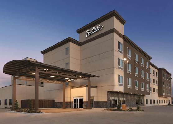 Radisson Hotel Oklahoma City Airport 1