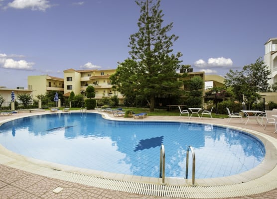 Lyristis Dinos Studios & Apartments 1
