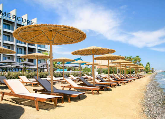 Mercure Larnaca Beach Resort 1