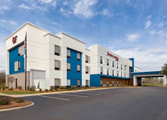 Hampton Inn & Suites Dothan 1