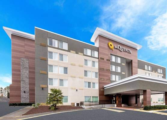 La Quinta Inn by Wyndham Lynnwood 1