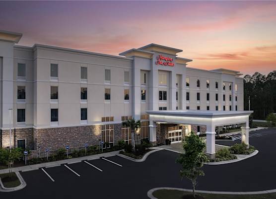 Hampton Inn & Suites Walterboro 1