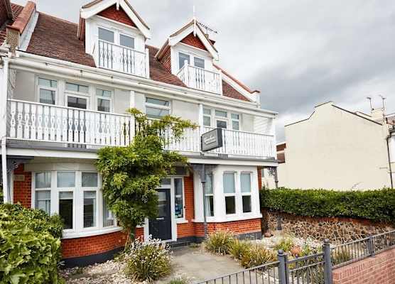 The Beaches Guest House 1