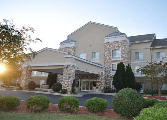 Holiday Inn Express WILLIAMSTON by IHG 1