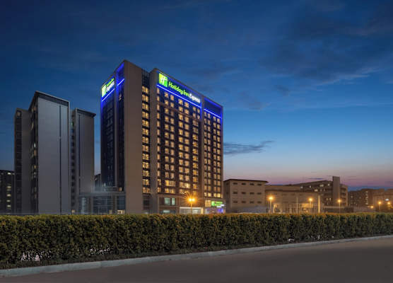 Holiday Inn Express Chengdu Shuangliu Chuanda Road by IHG 1