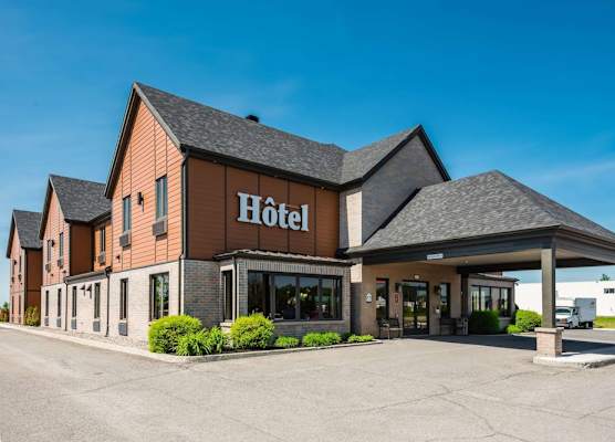 Econo Lodge Inn & Suites 1