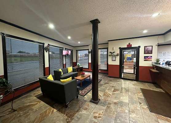 Super 8 by Wyndham Athens TX 1
