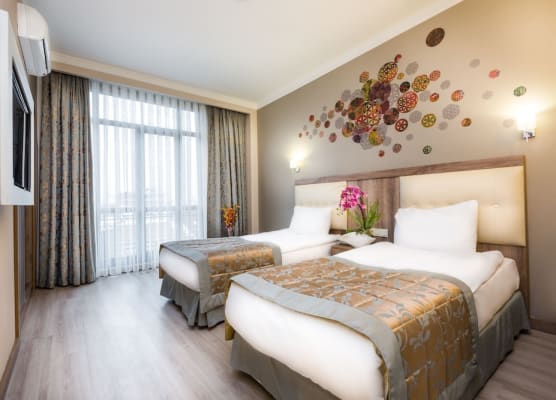 Fatih Hotel Corner 1