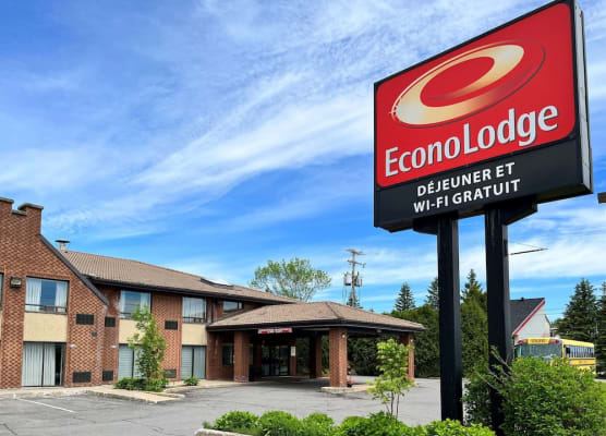 Econo Lodge Airport Quebec 1