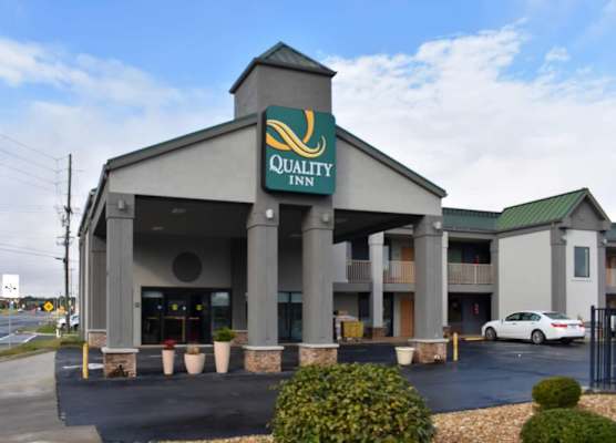 Quality Inn Calhoun North I-75 1