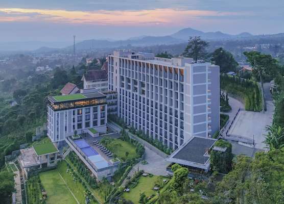 Grand Aston Puncak Hotel & Resort 1