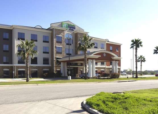 Holiday Inn Express & Suites SEGUIN by IHG 1