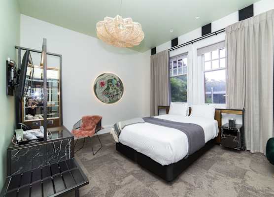 Clarence Boutique Hotel 1