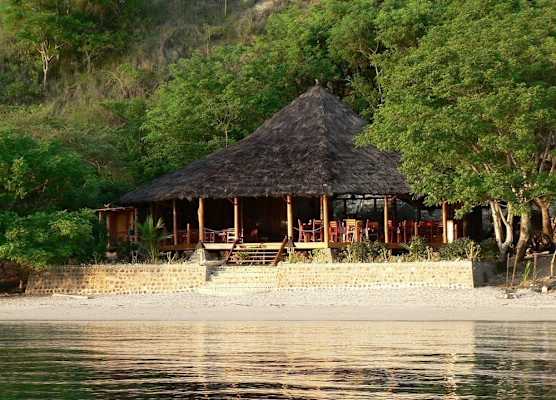 Waecicu Eden Beach Hotel 1