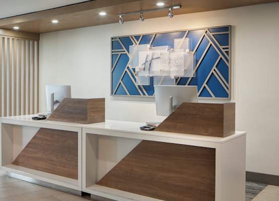Holiday Inn Express DALLAS MEDICAL - MARKET CTR by IHG 1