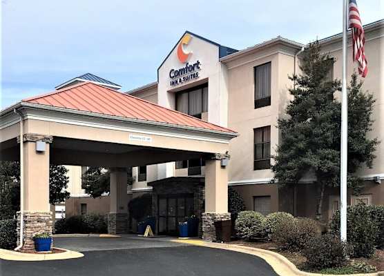 Comfort Inn & Suites Asheboro East 1
