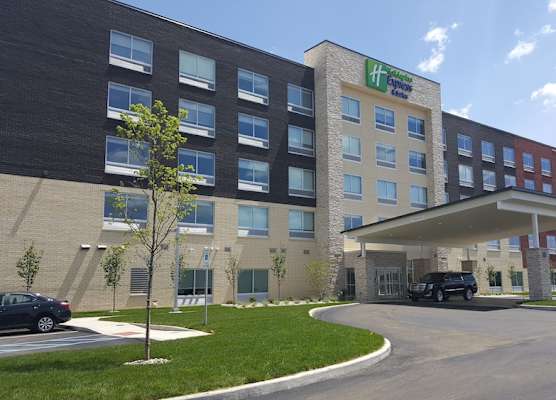 Holiday Inn Express & Suites TOLEDO WEST by IHG 1